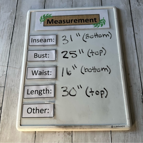 PREOWNED TAYLOR SWIFT SILKY ERAS TOUR TAYLORS VERSION RED PAJAMAS PJS WOMENS XL - Picture 9 of 9